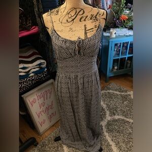 AUW brand black/white spaghetti strap dress with side slit